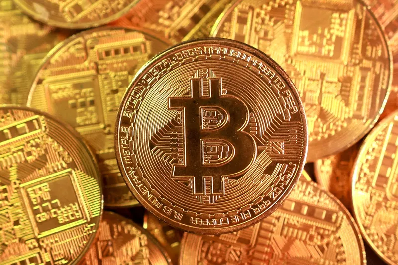 Bitcoin 80 000 dollar həddini aşa bilmir