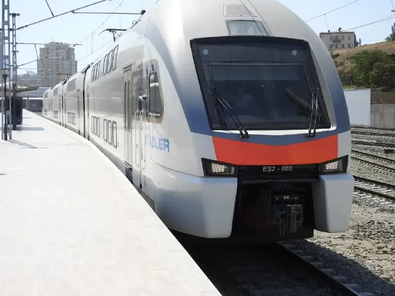 Bakı-Tbilisi sərnişin qatarı bərpa olunur