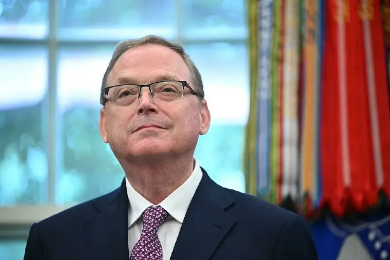 Hassett: Neft ucuzlaşsa, Fed üçün imkan yaranar