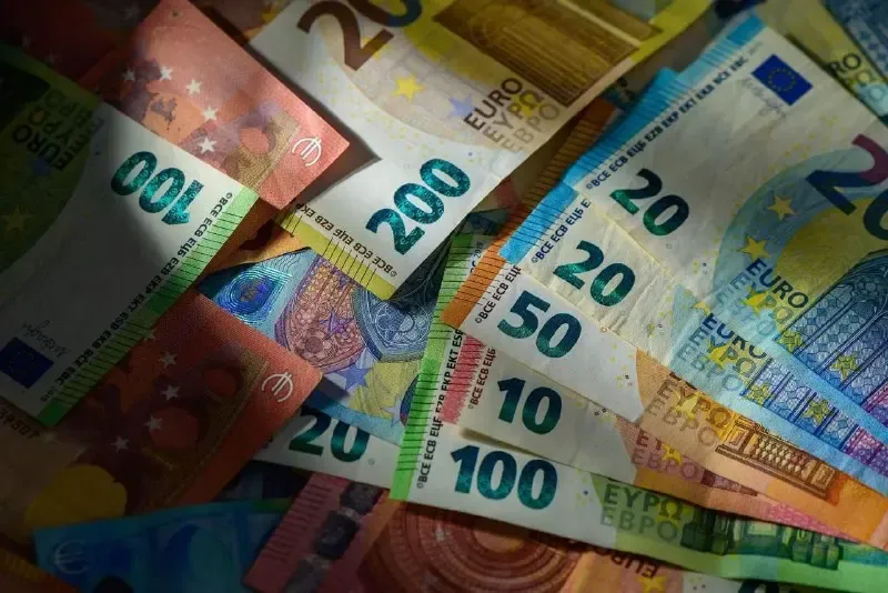 Aİ-nin altı iqtisadiyyatı kapital bazarları üzrə razılığa gəldi