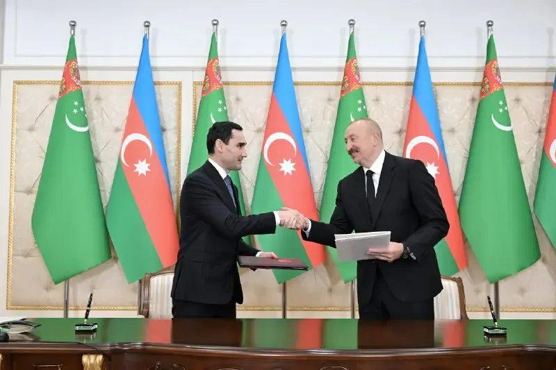Azərbaycan və Türkmənistan arasında mühüm sənədlər imzalanıb