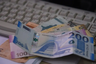 Azərbaycanın dövlət zəmanətli borcu AZN 7,232.3 milyona çatıb