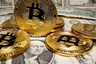 Bitcoin $81,569-a yüksəldi, kriptovalyutalar bahalaşdı