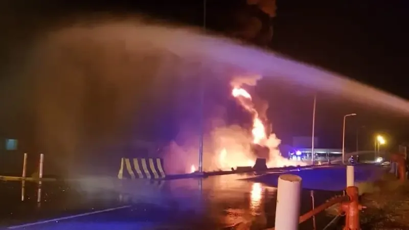 Husilərin Səudiyyə enerji obyektlərinə hücumlarında 73 nəfər yaralanıb