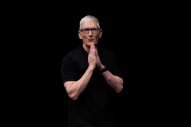 Tim Cook Apple-dan ayrılır