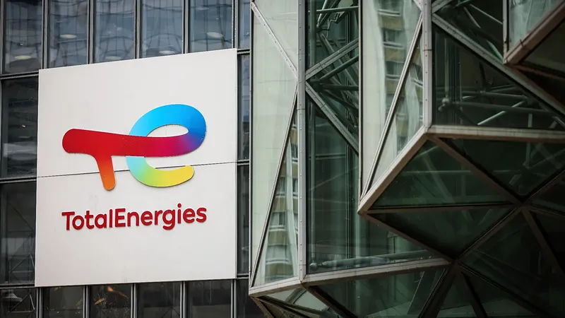 ABŞ TotalEnergies-ə külək layihələrindən imtina üçün 1 milyard dollar ödəyəcək